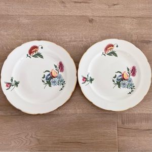 Vintage 2 PCs WEDGWOOD Bone China England COLONIAL SPRAYS Dinner Plates 8 1/4”‎